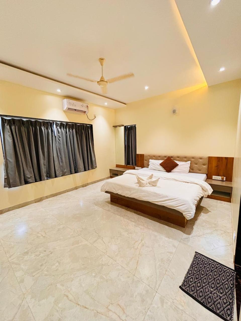 Paramount 3 Ac Bedrooms Hall Garden With Lake View Panchgani Ngoại thất bức ảnh
