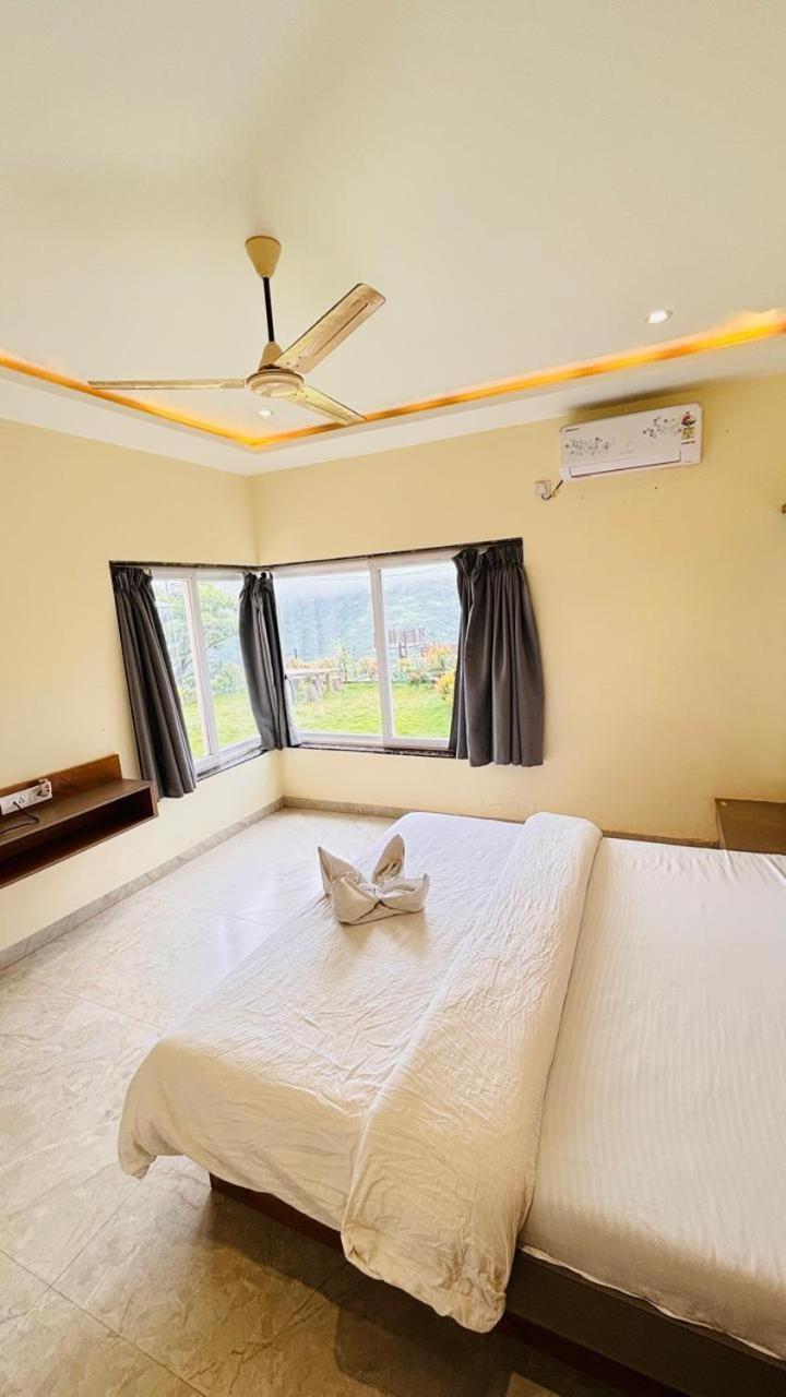 Paramount 3 Ac Bedrooms Hall Garden With Lake View Panchgani Ngoại thất bức ảnh