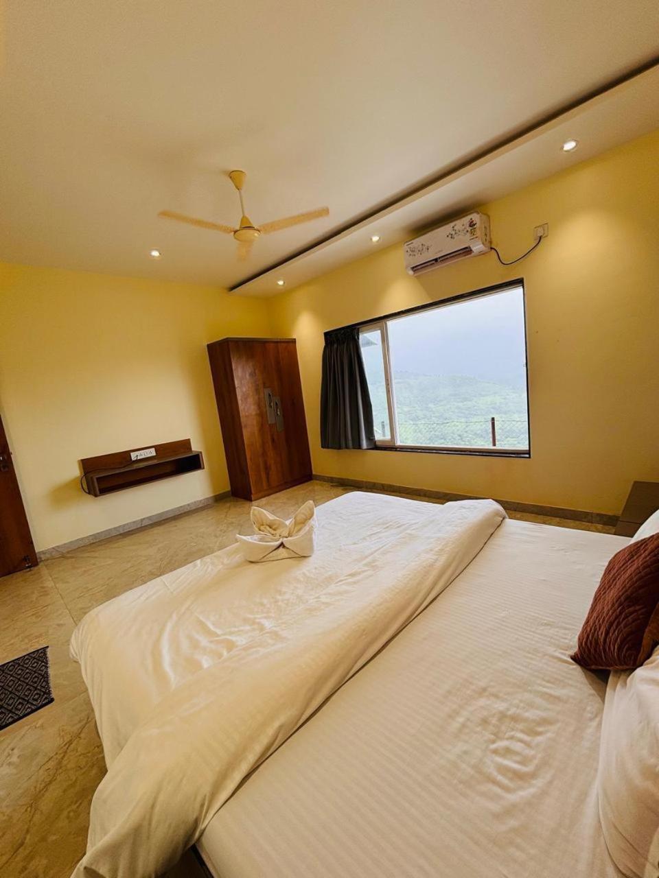 Paramount 3 Ac Bedrooms Hall Garden With Lake View Panchgani Ngoại thất bức ảnh