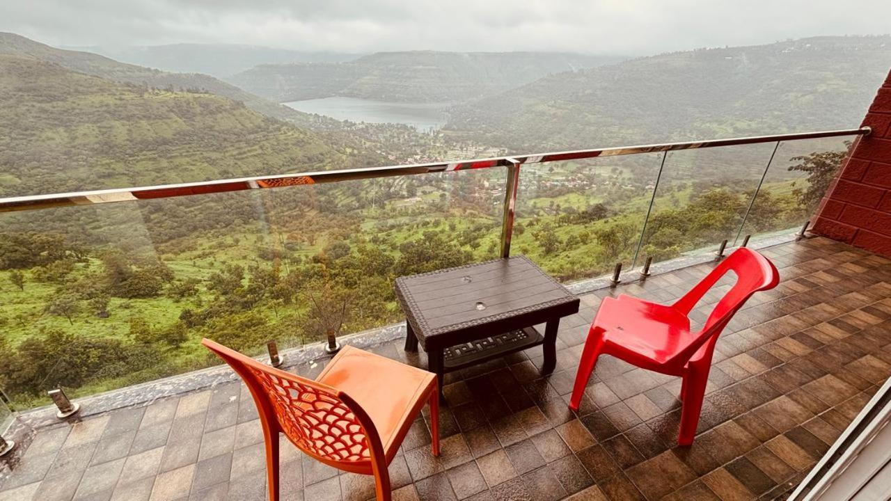 Paramount 3 Ac Bedrooms Hall Garden With Lake View Panchgani Ngoại thất bức ảnh