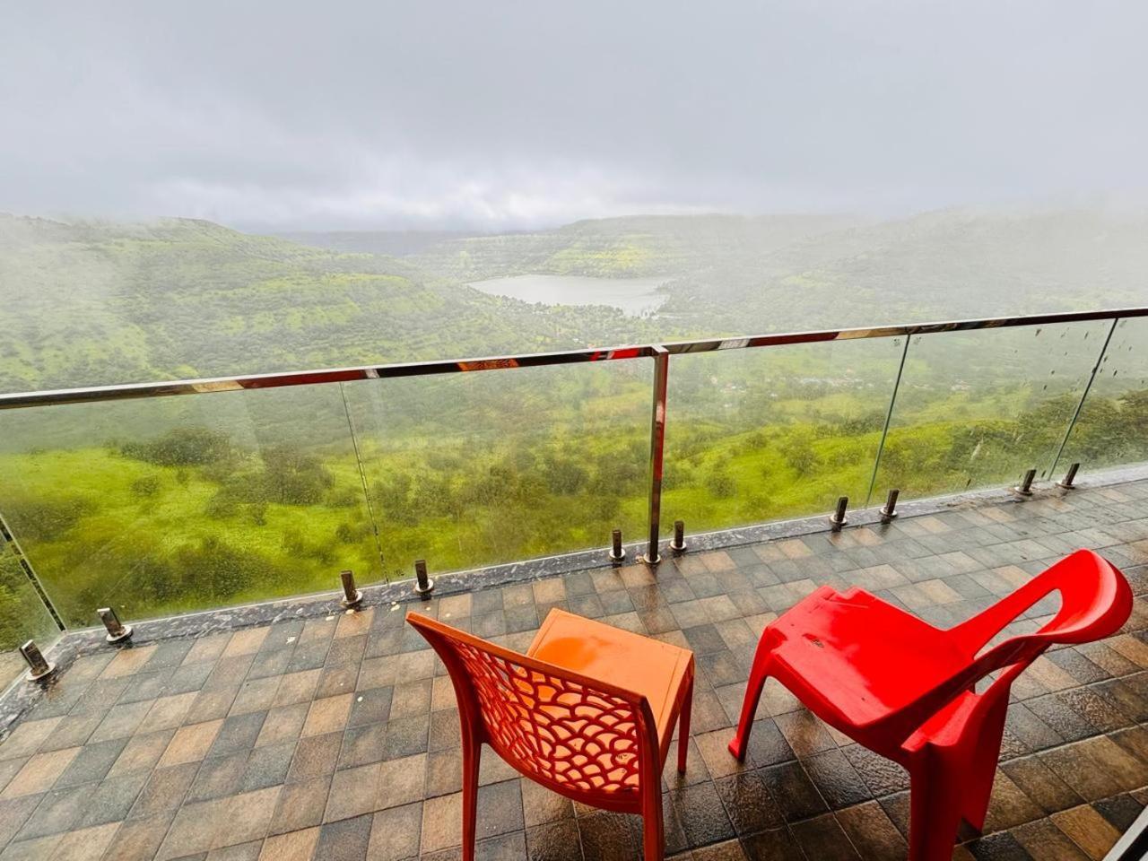Paramount 3 Ac Bedrooms Hall Garden With Lake View Panchgani Ngoại thất bức ảnh